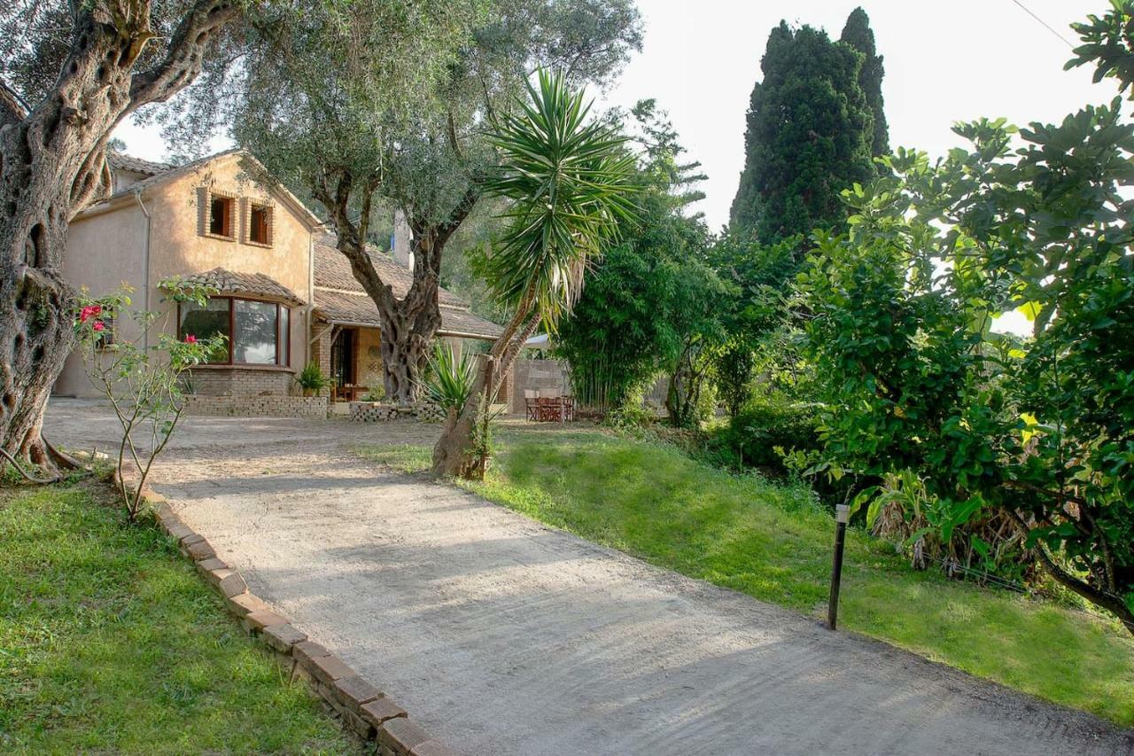 Villa Brigadoon Corfu 阿基奥斯·伊奥尼斯·佩里斯特 外观 照片