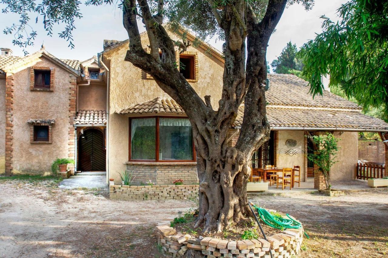 Villa Brigadoon Corfu 阿基奥斯·伊奥尼斯·佩里斯特 外观 照片